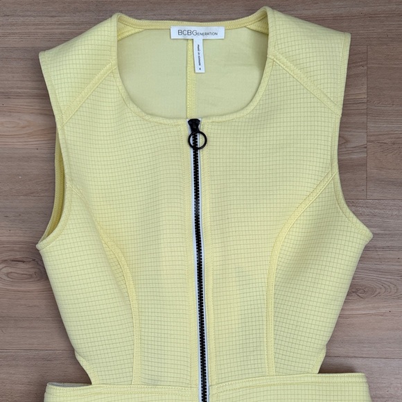 BCBGMaxAzria Lemon Yellow Sleeveless Zip-Front Mini Dress - Picture 2 of 8